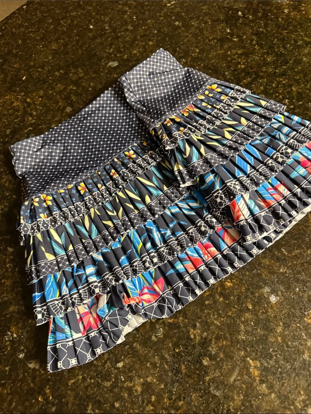 Tennis Lucky in Love Navy L Multicolor Tiered Pleated Mini Skort